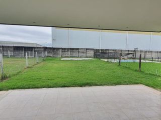 Foto 16 de Excelente propiedad en venta en vilago country club