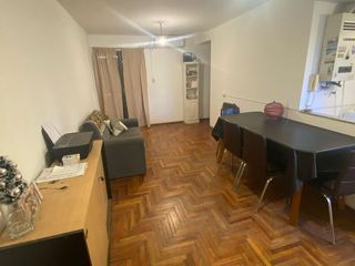 Foto 1 de 1 DORMITORIO CON BALCON - INDEPENDENCIA 1000 - B° NUEVA CORDOBA