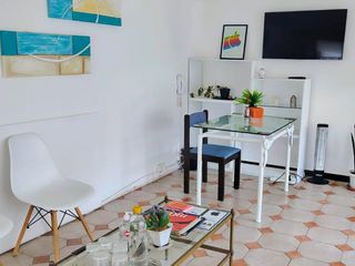 Foto 1 de Alquiler - Oficina/Consultorio - Zona Chauvin
