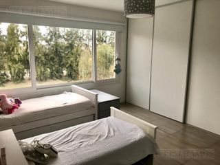 Foto 17 de Casa al lago en alquiler con y sin muebles,  en LOS LAGOS - NORDELTA
