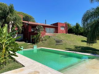 Foto 2 de Casa en  ALQUILER, Villa Allende, calle Cuba