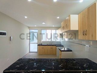 Foto 4 de SE VENDE CASA EN ESTRENO EN TACNA