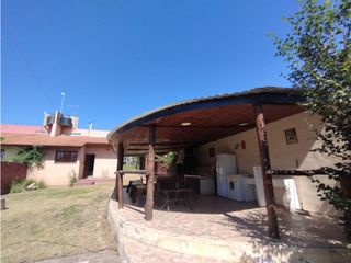 Foto 5 de ALQUILER ANUAL 2 CASAS SANTA CRUZ DEL LAGO PILETA