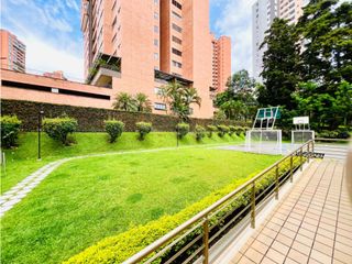 Foto 21 de VENDO APARTAMENTO CON HERMOSA VISTAEN EL POBLADO - LA TOMATERA