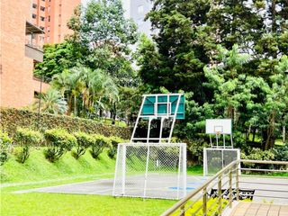 Foto 20 de VENDO APARTAMENTO CON HERMOSA VISTAEN EL POBLADO - LA TOMATERA
