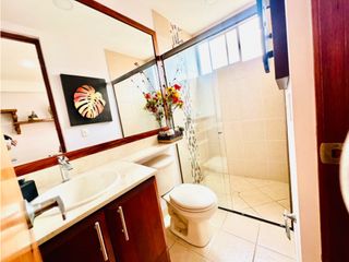 Foto 7 de VENDO APARTAMENTO CON HERMOSA VISTAEN EL POBLADO - LA TOMATERA