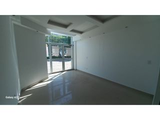 Foto 5 de LOCAL COMERCIAL VIA 40 EN ARRIENDO