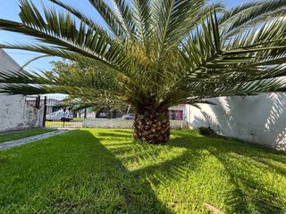 Foto 20 de Casa en Venta en Lomas de Zamora JARDIN y COCHERA