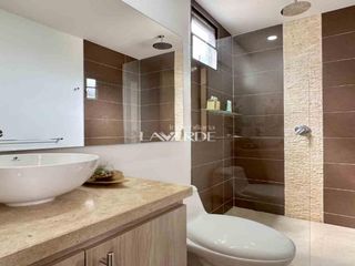 Foto 5 de Se vende hermosa casa Tipo Colibrí con altillo y vista amplia