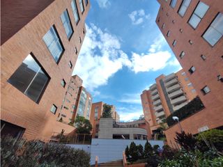 Foto 48 de Venta Apartamento Gratamira Bogotá