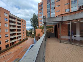 Foto 41 de Venta Apartamento Gratamira Bogotá