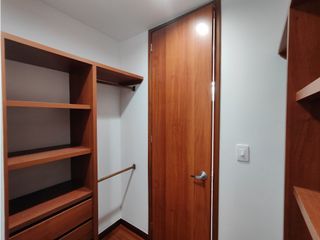 Foto 17 de Venta Apartamento Gratamira Bogotá