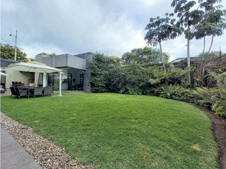 Foto 1 de SE VENDE ESPECTACULAR CASA EN SANTA ANA