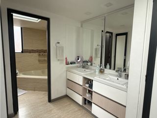 Foto 24 de Venta Apartamento en Cerros de Suba