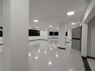 Foto 7 de SE ARRIENDA EDIFICIO EN CAPELLANIA