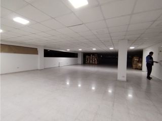 Foto 5 de SE ARRIENDA EDIFICIO EN CAPELLANIA