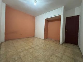 Foto 9 de SE VENDE DEPARTAMENTO CENTRO DE GYE, 1piso alto ( HAYGAV)