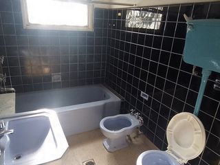 Foto 4 de Casa céntrica en esquina con lote de 900m2