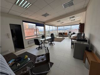 Foto 2 de Venta o renta de hermosa oficina
