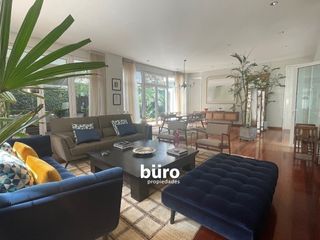 Foto 12 de EXCLUSIVA CASA EN VENTA CON 6 DORMITORIOS EN SAN ISIDRO
