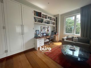 Foto 22 de EXCLUSIVA CASA EN VENTA CON 6 DORMITORIOS EN SAN ISIDRO