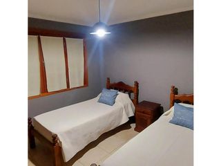 Foto 8 de Chalet en venta en Cariló con Pileta 4 dormitorios, Gas natural
