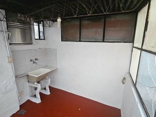 Foto 31 de ALQUILER PH. 3 AMB. SIN EXPENSAS. TERRAZA. COGHLAN