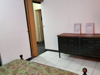 Foto 20 de CASA MAS 3 DPTOS VENTA PERMUTA EN AV. MITRE (S.L)