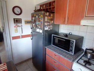 Foto 12 de VENTA DEPARTAMENTO 2 AMB MONTE CASTRO C/BALCÓN