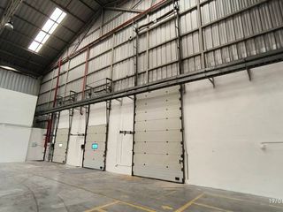 Foto 3 de Bodega en alquiler 6000m² con andenes- En complejo -Vía a Daule km 16
