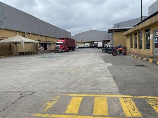 Foto 6 de Bodega en alquiler 6000m² con andenes- En complejo -Vía a Daule km 16