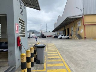 Foto 8 de Bodega en alquiler 6000m² con andenes- En complejo -Vía a Daule km 16