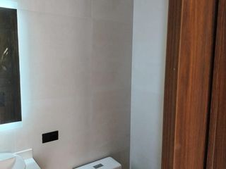 Foto 8 de Casa en renta, moderna con acabados de lujo, a 8 minutos del Colegio Menor, camino a Nayòn