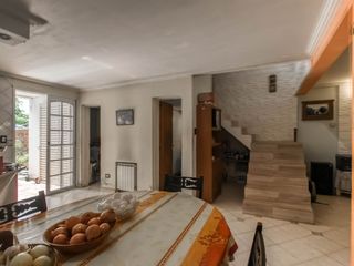 Foto 16 de VENTA DE CASAS EN LA PLATA CON JARDIN
