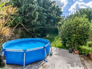 Foto 15 de VENTA DE CASAS EN LA PLATA CON JARDIN
