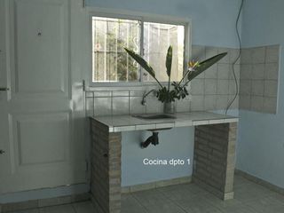 Foto 20 de VENTA DE CASA MULTIFAMILIAR C/ LOCALES AL FRENTE