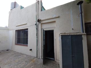 Foto 13 de VENTA DE CASA MULTIFAMILIAR C/ LOCALES AL FRENTE