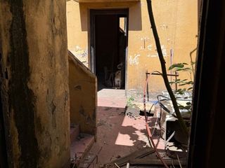 Foto 11 de VENTA DE PROPIEDAD A RESTAURAR O DEMOLER
