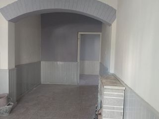Foto 2 de Casa a la Venta -Zona Comercial-