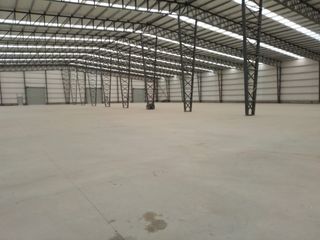 Foto 4 de PARQUE INDUSTRIAL SAN VICENTE - Alquiler Nave 5200 m2