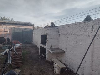 Foto 5 de Casa + Dpto. sobre Av. Balloffet