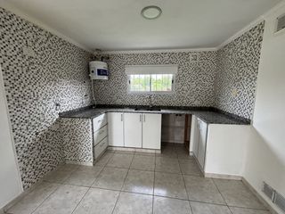 Foto 9 de EXCELENTE CASA EN ALQUILER EN SPELUZZI