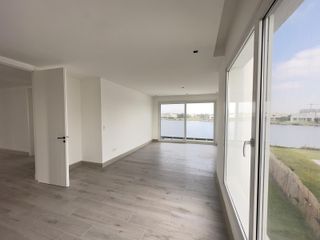 Foto 33 de Alquiler y/o Venta en Barbarita a la Laguna, 5 Dormitorios en Suite.