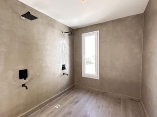 Foto 41 de Alquiler y/o Venta en Barbarita a la Laguna, 5 Dormitorios en Suite.