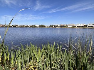 Foto 63 de Alquiler y/o Venta en Barbarita a la Laguna, 5 Dormitorios en Suite.