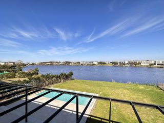 Foto 51 de Alquiler y/o Venta en Barbarita a la Laguna, 5 Dormitorios en Suite.