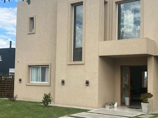Foto 6 de Casa en Venta, 5 Dormitorios, en El Canton - Golf, Escobar, GBA Norte