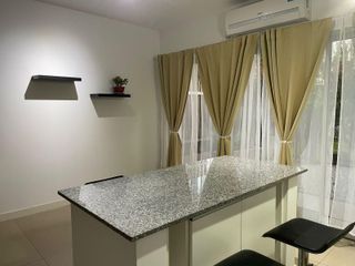 Foto 5 de Alquiler Anual MonoAmbiente con Patio y Parrilla en El Sendero Nordelta Tigre AMT