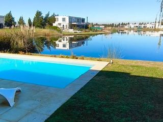 Foto 28 de Venta Casa a La Laguna en El Naudir Escobar