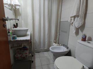 Foto 11 de Departamento Monoambiente en alquiler - 1 Baño - Banfield